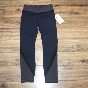 NWT Athleta Elevation 7/8 Tights XS